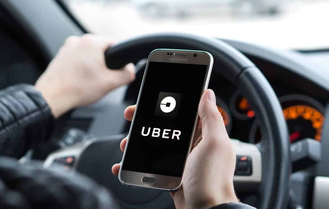 A Uber diz que o uso do aplicativo pelos taxistas europeus dobrou no ano encerrado em 30 de abril, de5% para 10% de todas as corridas. Crédito da foto: Divulgação