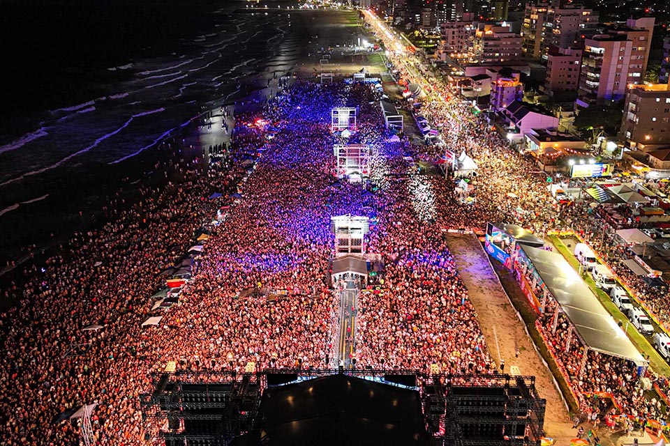Shows do VERÃO MAIOR PARANÁ reuniram cerca de 1 milhão de pessoas no litoral